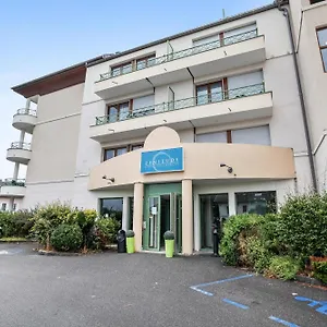 Quality - Portes De Geneve Hotel